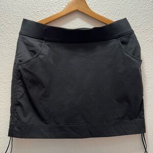 Columbia skirt omni-shield size Large